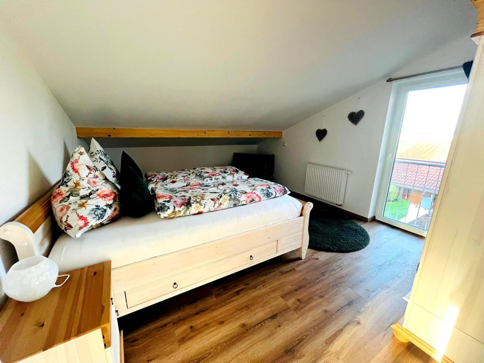 2023 NEU erbaute Ferienwohnung Lory mit Schlossblick in ruhiger Lage Halblech Exterior foto
